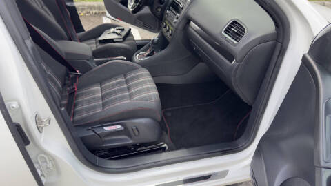 2013 Volkswagen GTI Wolfsburg Edition