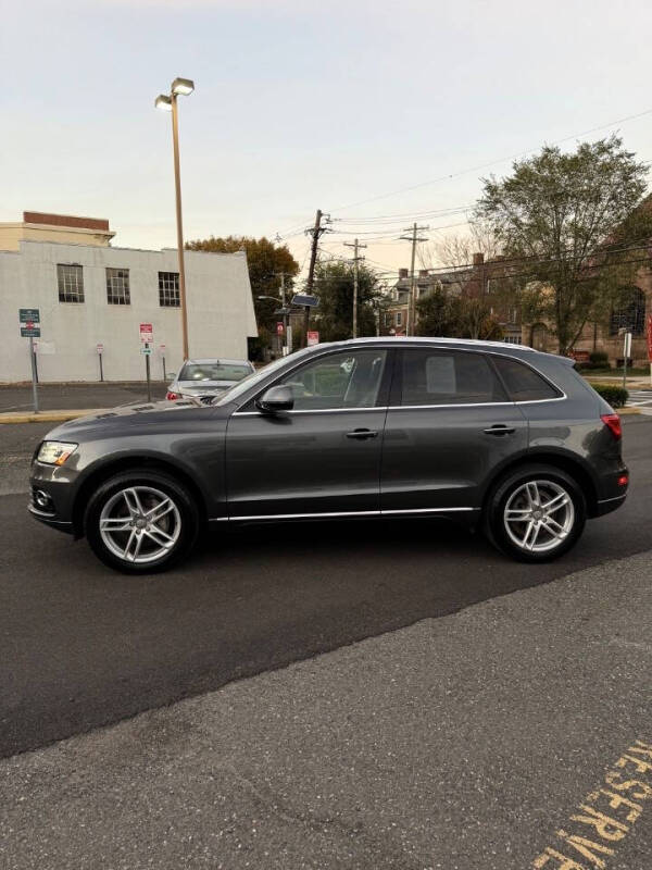 2017 Audi Q5 2.0T quattro Premium Plus