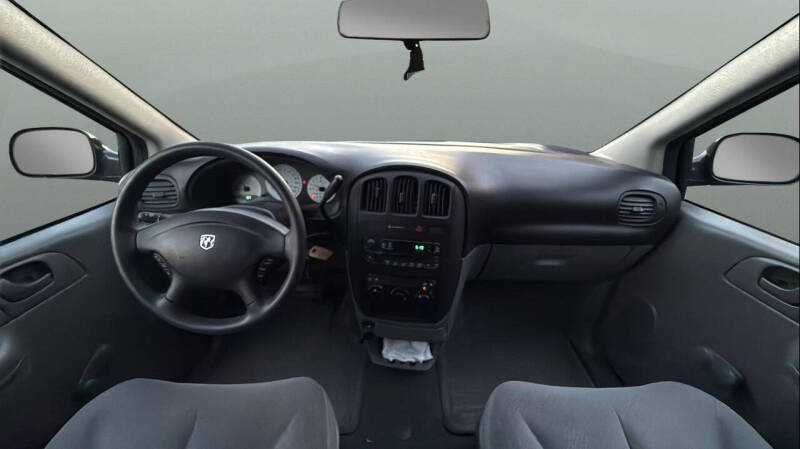 2005 Dodge Grand Caravan SE