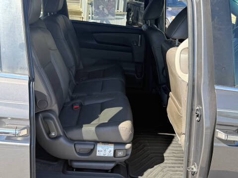 2012 Honda Odyssey EX-L w/DVD