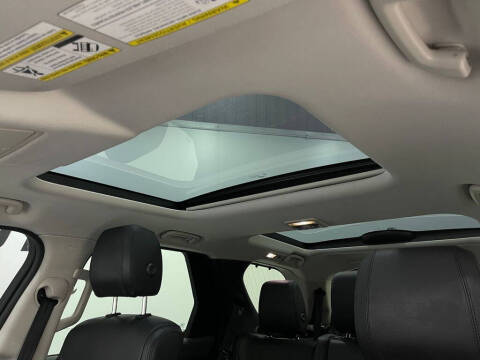 2017 Land Rover Discovery SE