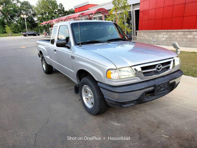 2004 Mazda B-Series B3000 SE