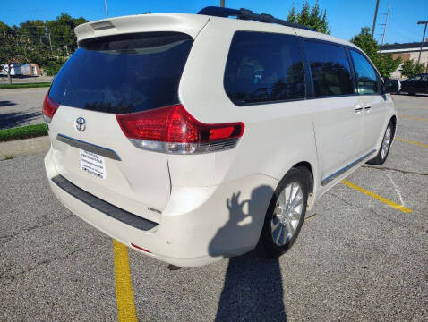2013 Toyota Sienna