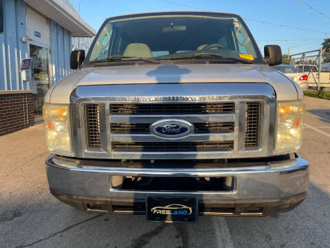 2008 Ford E-Series E-350 SD XLT