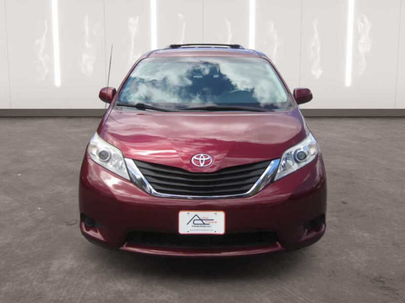 2014 Toyota Sienna