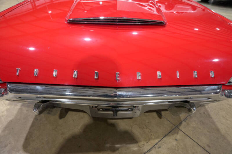 1964 Ford Thunderbird