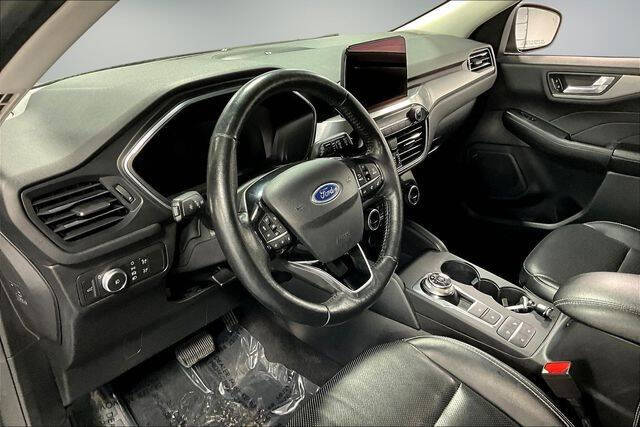 2021 Ford Escape Titanium