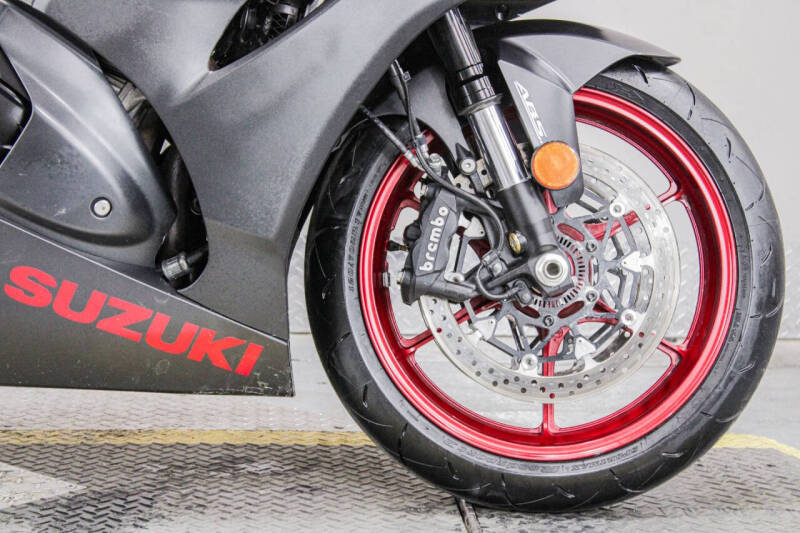 2017 Suzuki GSX-R1000