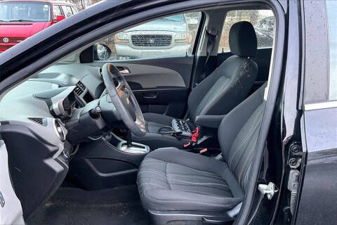 2016 Chevrolet Sonic LT Auto