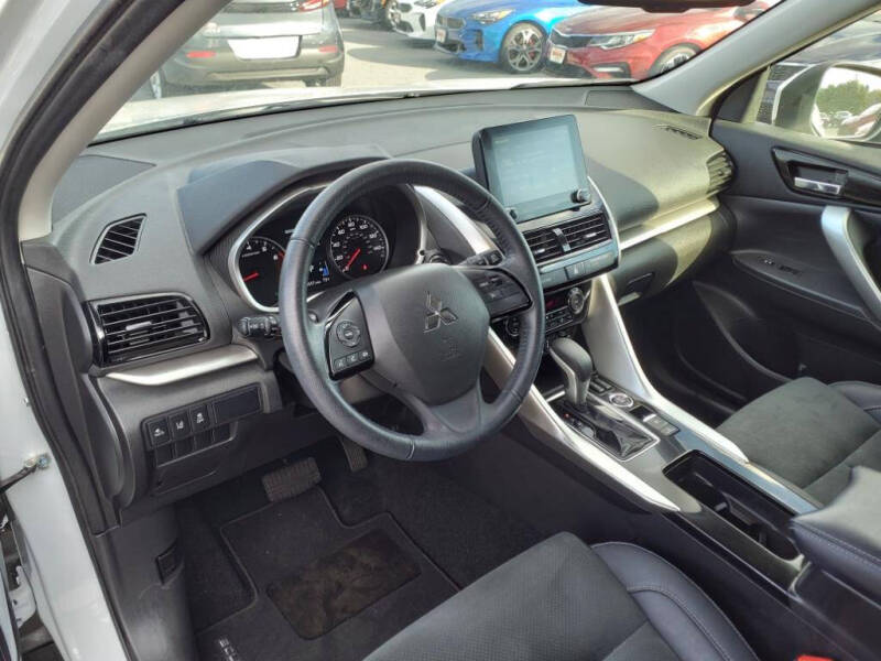 2023 Mitsubishi Eclipse Cross SE