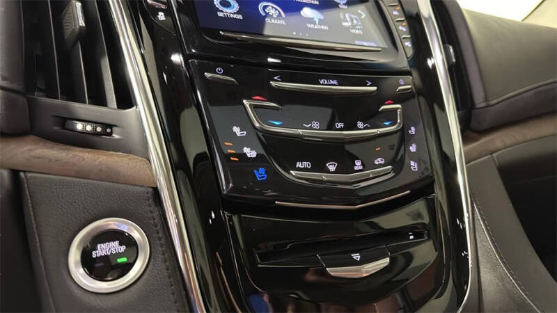 2017 Cadillac Escalade Premium Luxury