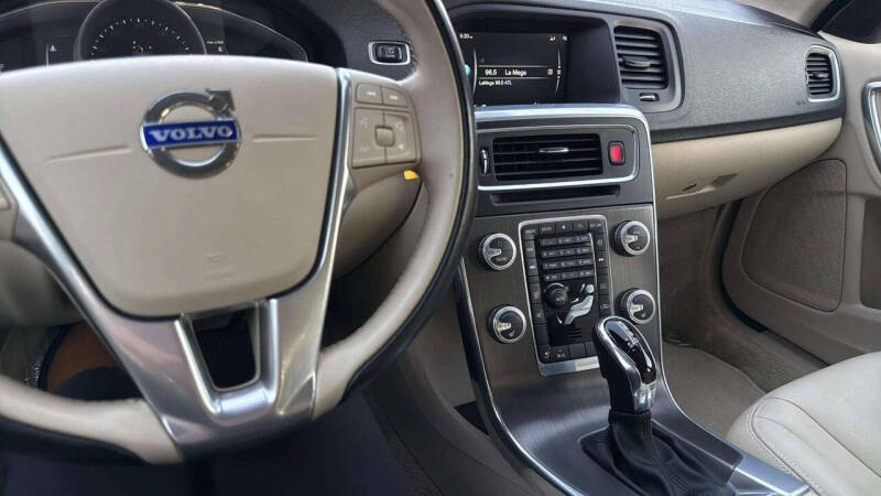 2015 Volvo S60 T5 Premier