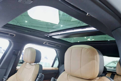 2025 Land Rover Range Rover Sport P460e Dynamic SE