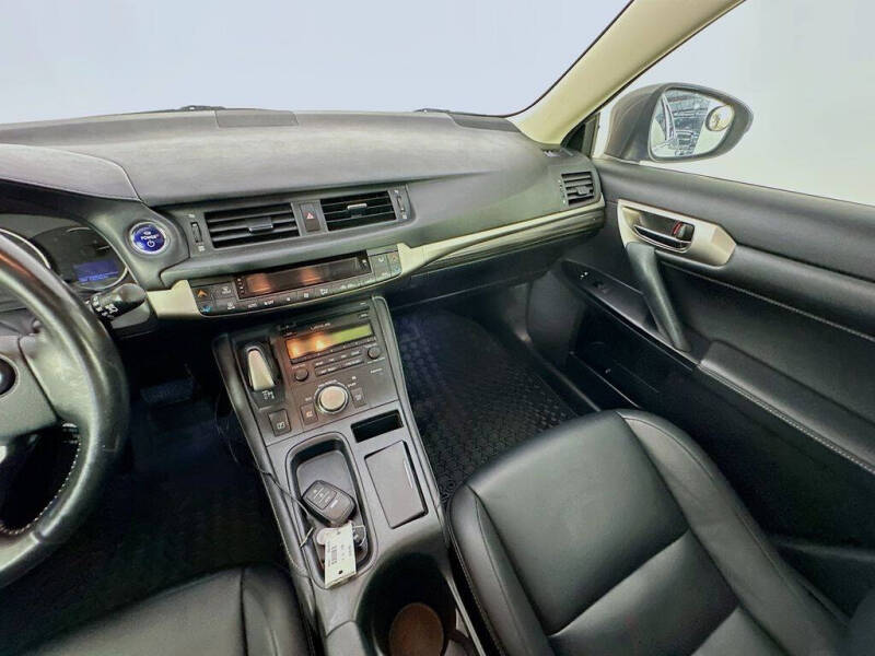 2014 Lexus CT 200h