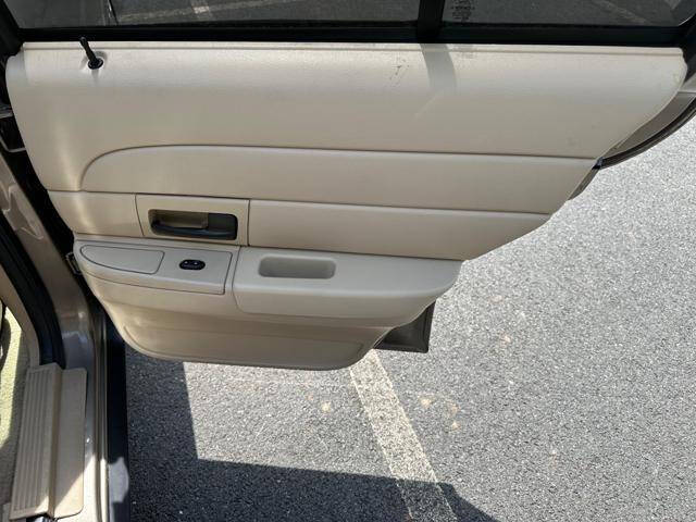 2006 Ford Crown Victoria