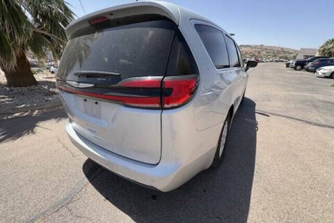2023 Chrysler Pacifica Touring L