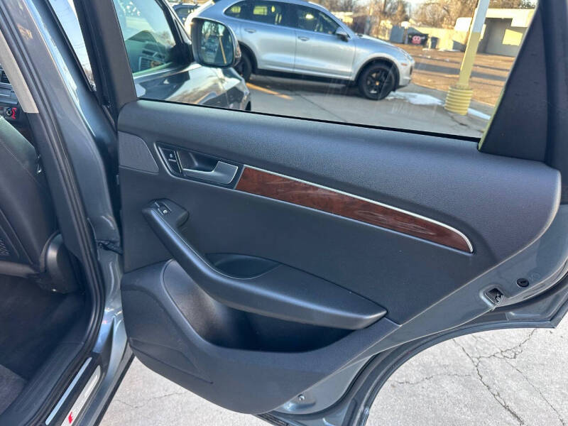 2012 Audi Q5 3.2 quattro Premium Plus