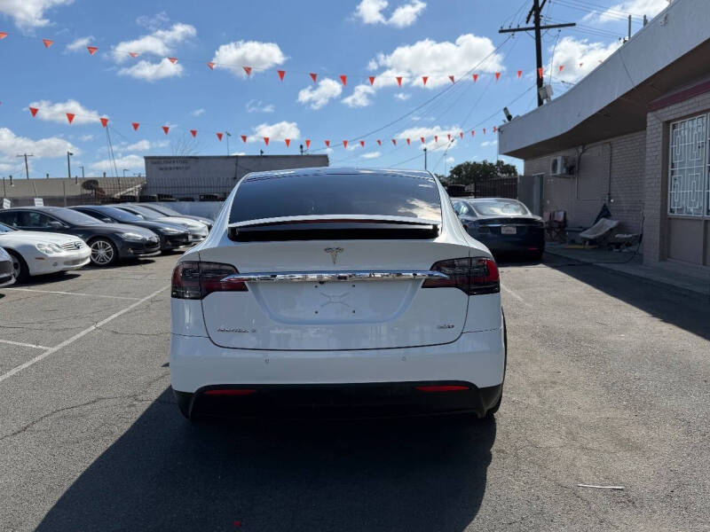 2016 Tesla Model X 90D