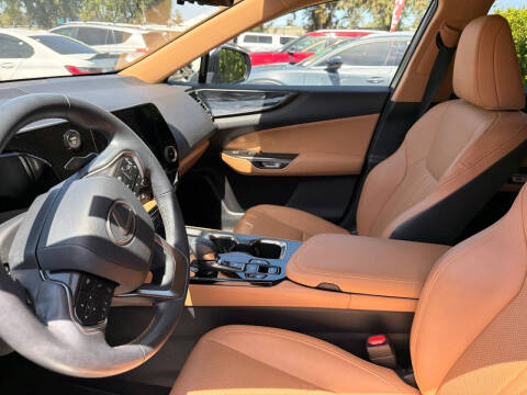 2024 Lexus NX 350h Premium