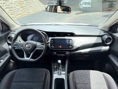 2021 Nissan Kicks SV