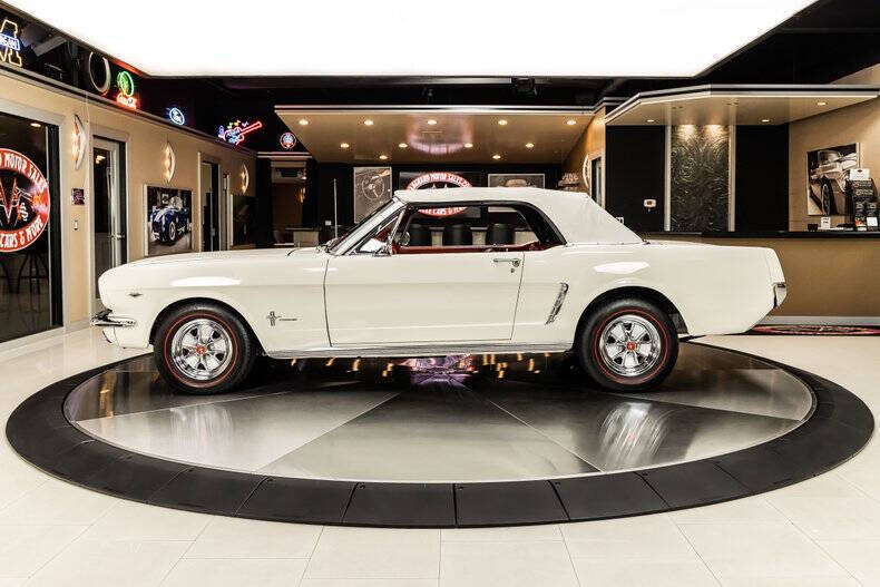1964 Ford Mustang
