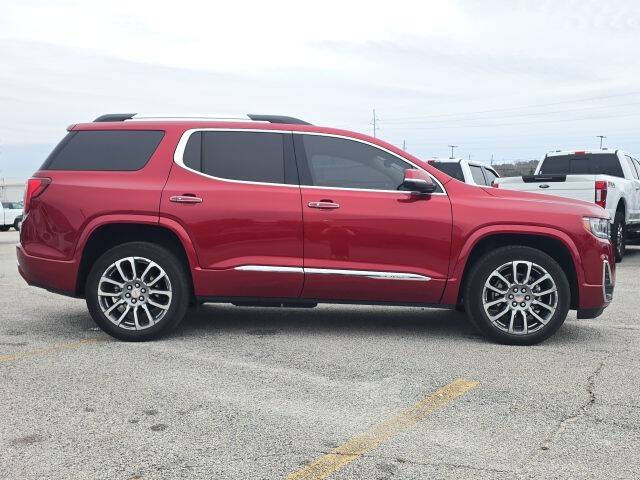 2023 GMC Acadia Denali