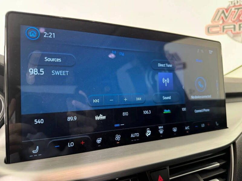 2025 Ford Escape Platinum