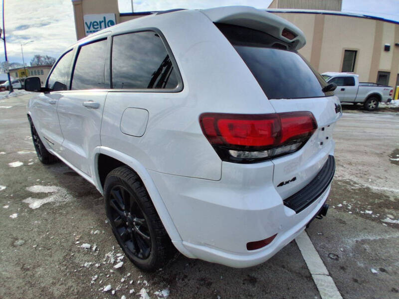 2018 Jeep Grand Cherokee Laredo