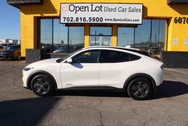 2022 Ford Mustang Mach-E Select