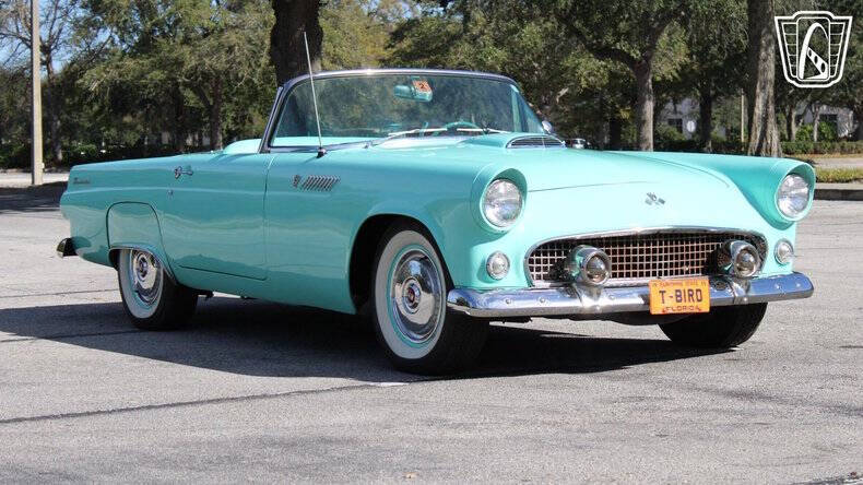 1955 Ford Thunderbird