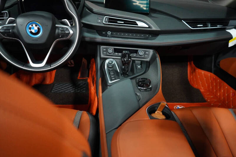 2019 BMW i8