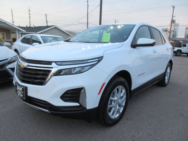 2024 Chevrolet Equinox LT's photo