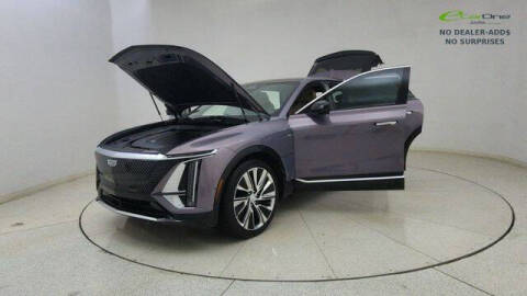 2024 Cadillac LYRIQ Luxury 3