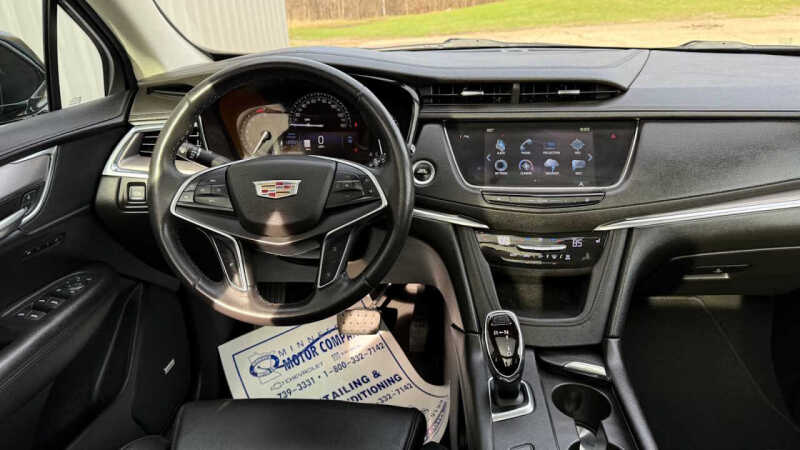 2017 Cadillac XT5 Luxury