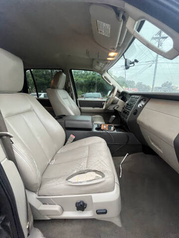 2011 Ford Expedition XLT