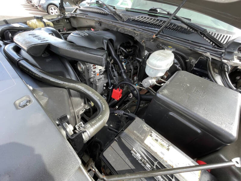 2003 Chevrolet Suburban 1500 LS