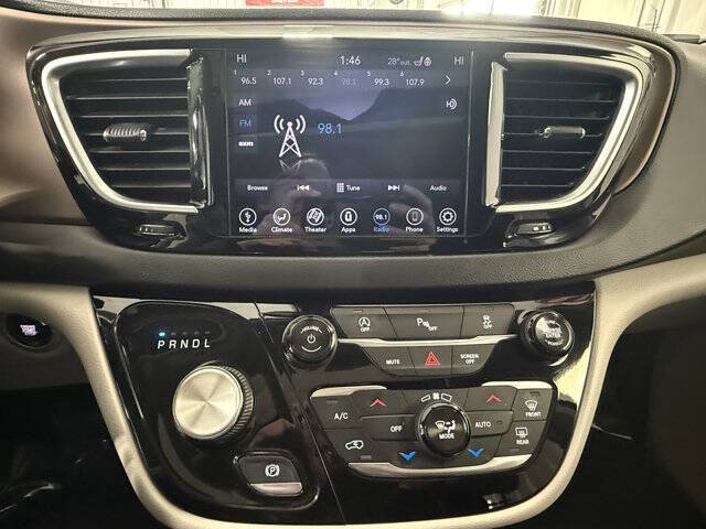 2018 Chrysler Pacifica Touring L Plus