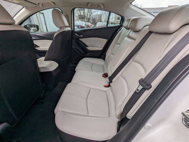 2018 Mazda MAZDA3 Grand Touring