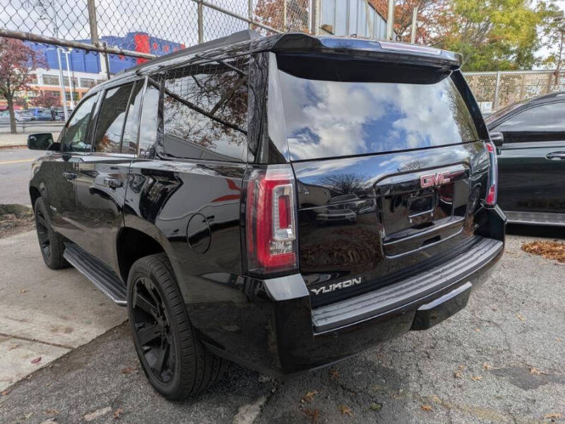 2019 GMC Yukon SLE
