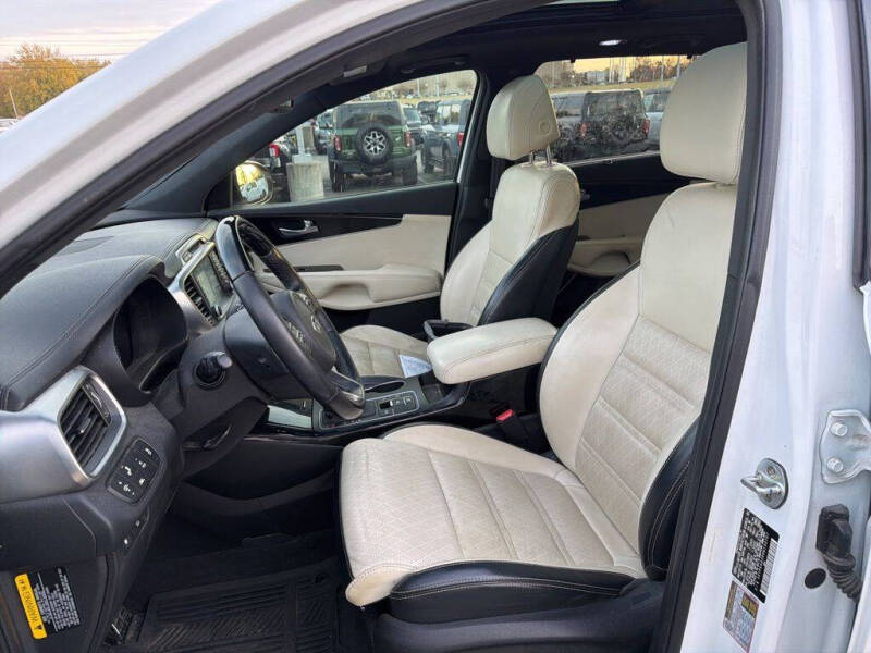 2017 Kia Sorento SX Limited V6