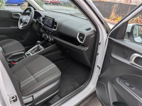 2024 Hyundai Venue SEL