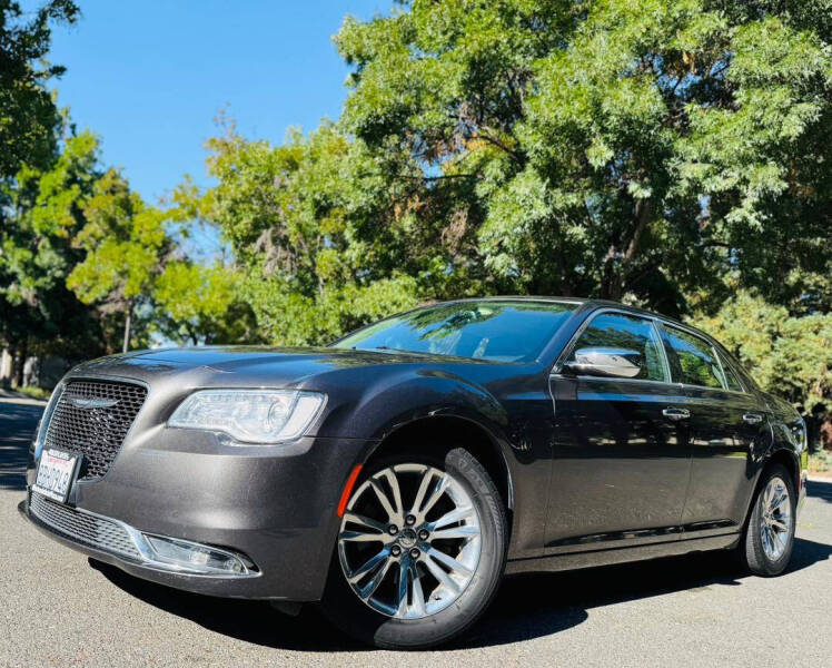2016 Chrysler 300 C