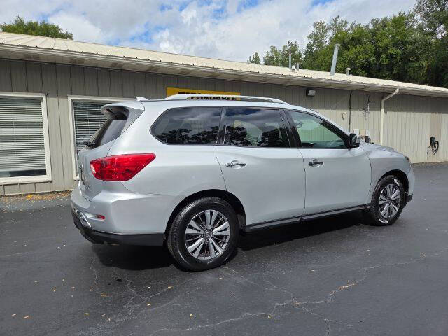 2020 Nissan Pathfinder SL