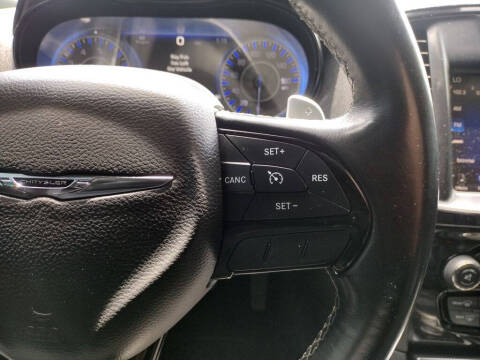2016 Chrysler 300 S