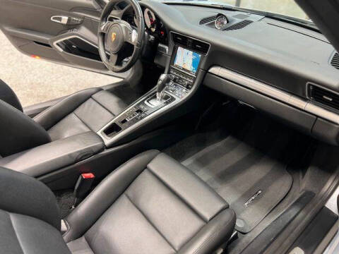 2014 Porsche 911 Carrera 4