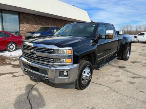 2015 Chevrolet Silverado 3500HD for sale at Auto Mall of Springfield in Springfield IL
