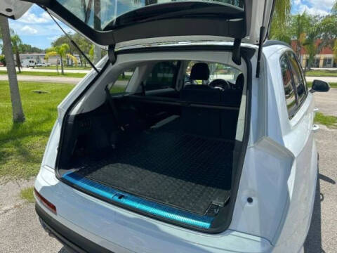 2023 Audi Q7 Premium Plus