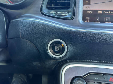 2016 Dodge Challenger SXT