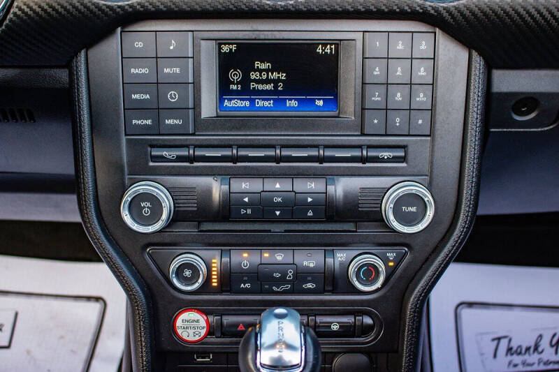 2016 Ford Mustang V6