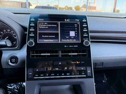 2021 Toyota Avalon XLE